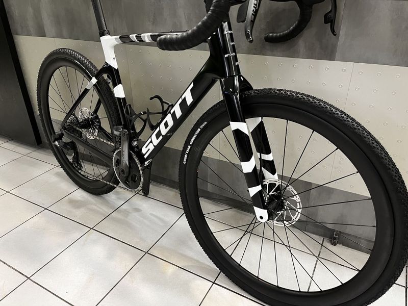 Scott Addict Gravel 10