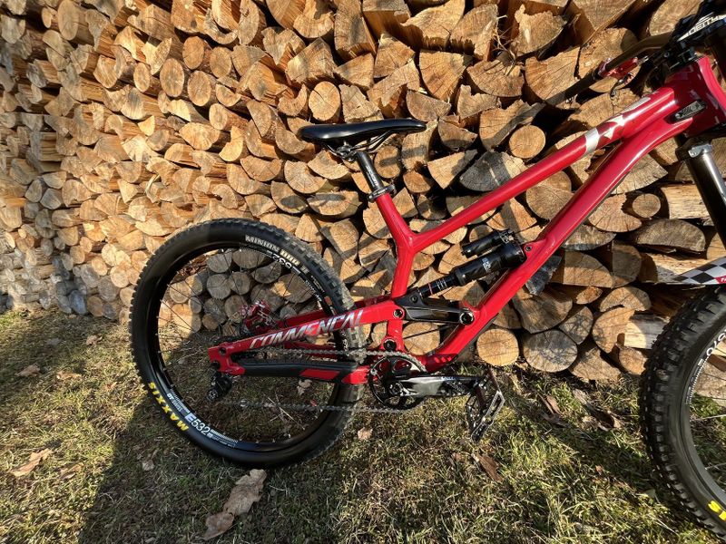 Commencal furious