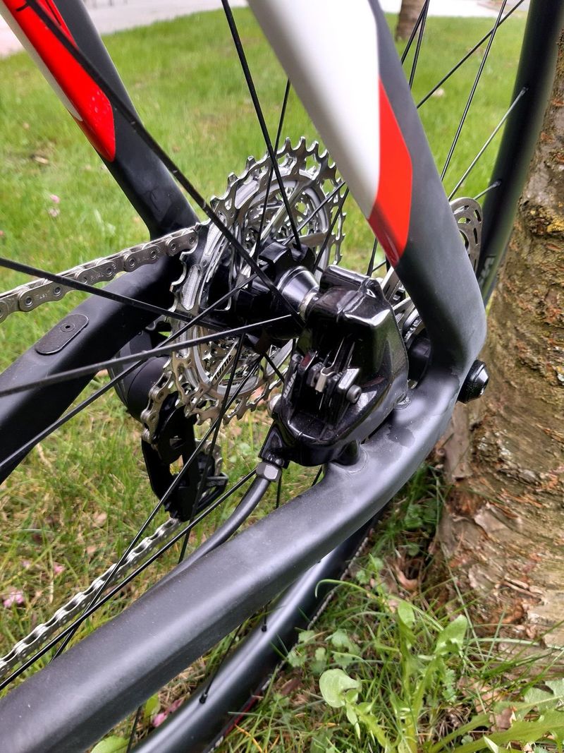 Karbonové silniční kolo OLYMPIA 300ST Boost Carbon Disc Sram RIVAL AXS 125 Years Aniversary