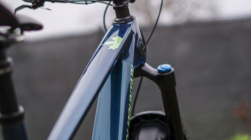 Rocky Mountain Altitude Carbon / Shimano XT/ MT501