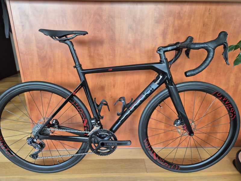 Dedacciai Vertigine/Di2 Ultegra/Kotouče