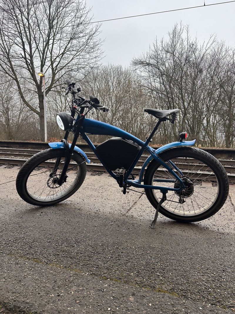 Prodám stylové elektrokolo E-CAFE BIKE – ručně stavěné českou firmou, co nedělá kompromisy.