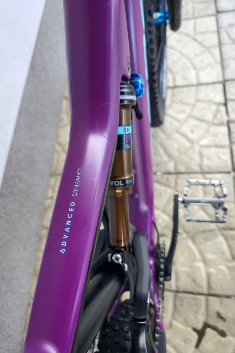 Horské kolo Orbea Rallon M10 2019 Carbon 29″