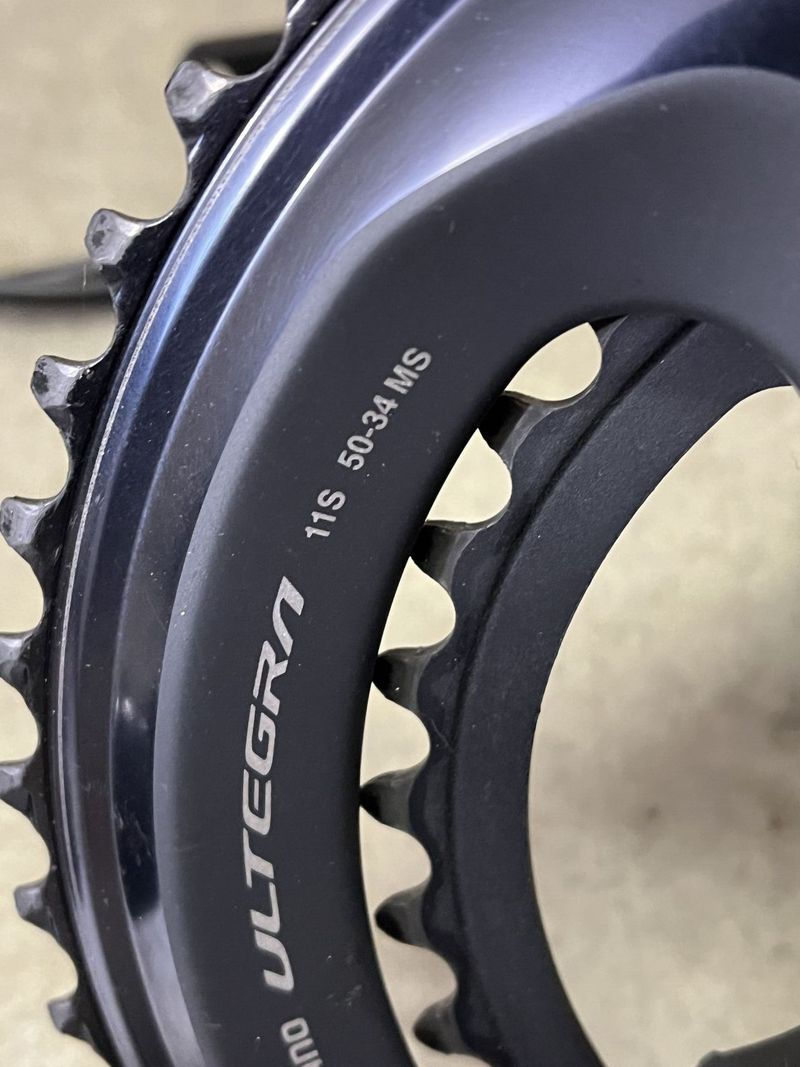 Shimano Ultegra 2x11 disc, 50-34 kliky, 11-32 kazeta - 300 km jetá