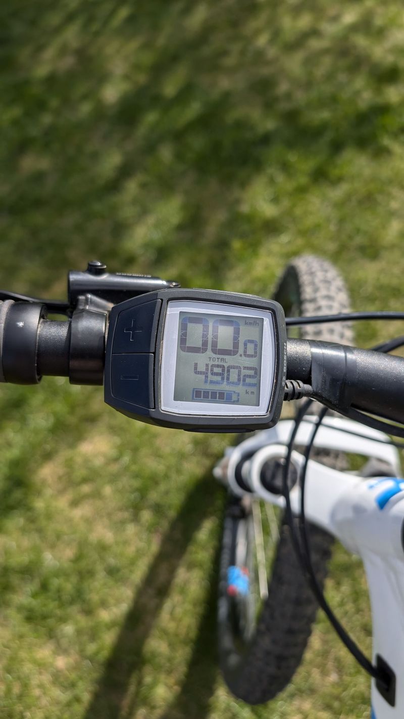 Elektrokolo CUBE ACCESS HYBRID PRO , BOSCH 500 Wh baterií, velikost S (16) , 27,5 kola