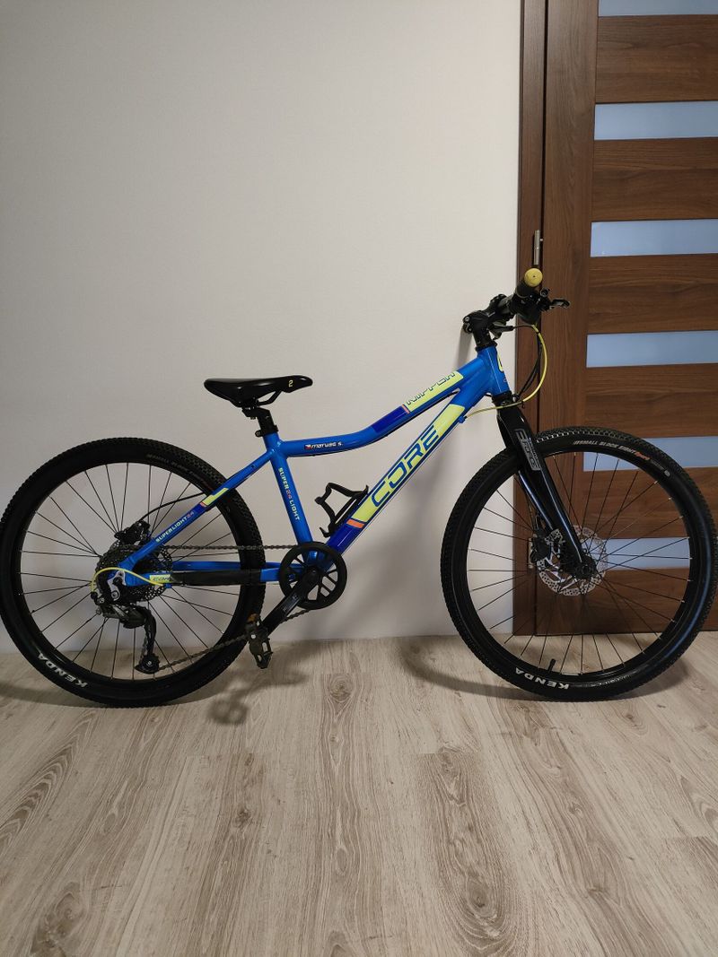 Core Nipper Superlight 24