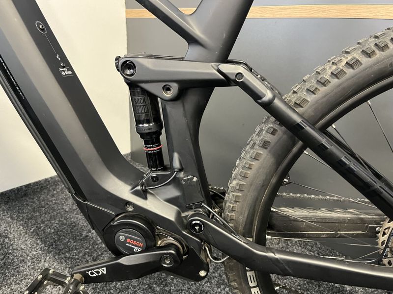 CUBE Stereo Hybrid 140 HPC PRO 625 vel.L 1493km