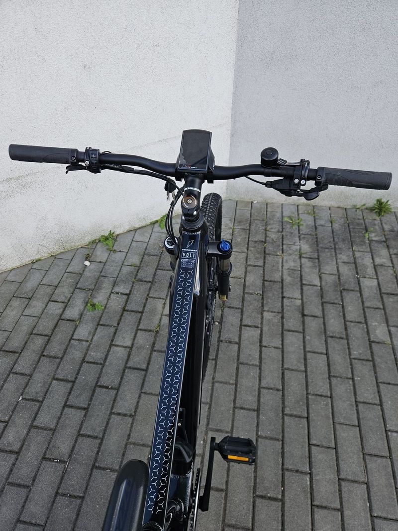 Testovací elektrokolo Rozzo Volt 970