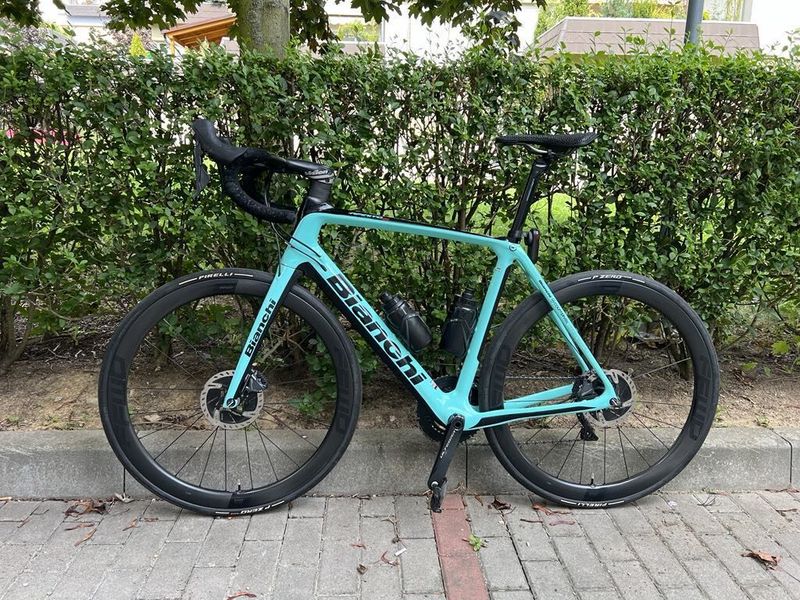 Bianchi Infinito CV Disc Ultegra 11sp Celeste