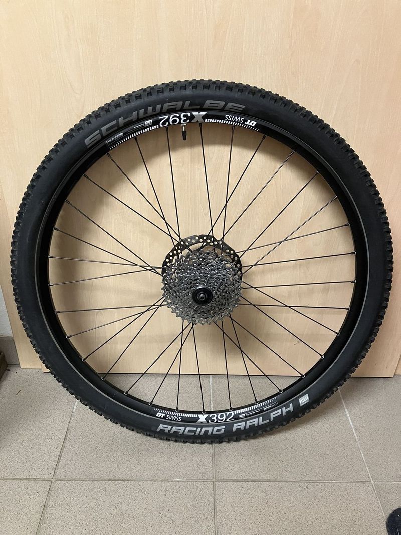 Zapletena kola DT Swiss 27,5, naboj shimano XT