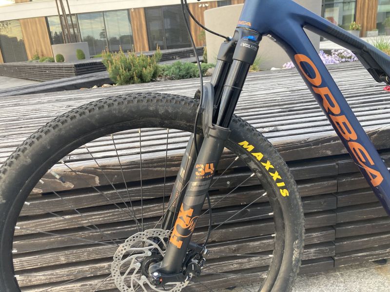 Orbea oiz h 30 velikost M