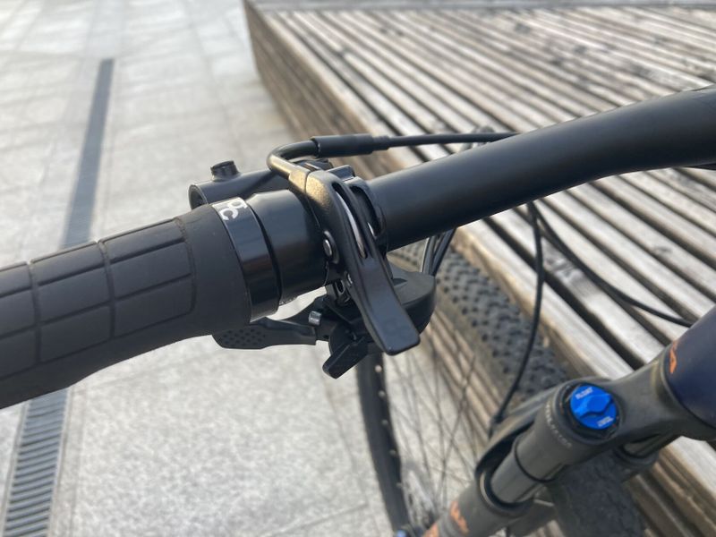 Orbea oiz h 30 velikost M