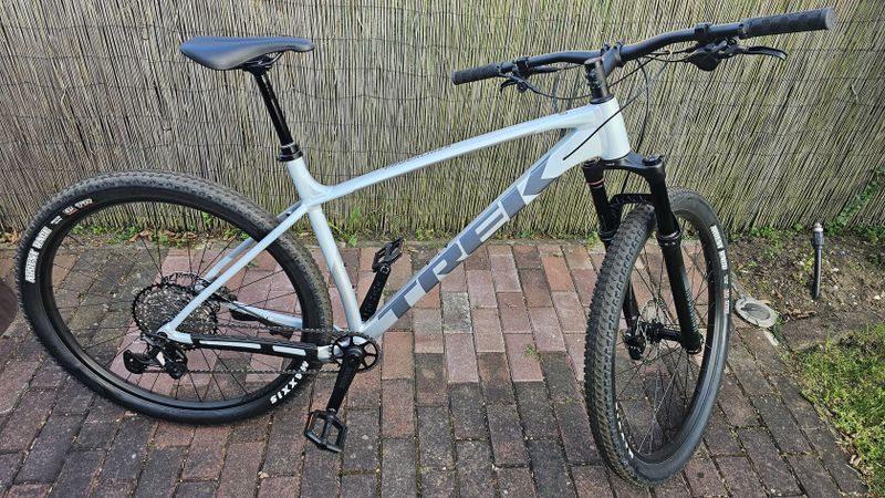 Zánovní TREK Procaliber 8, XL