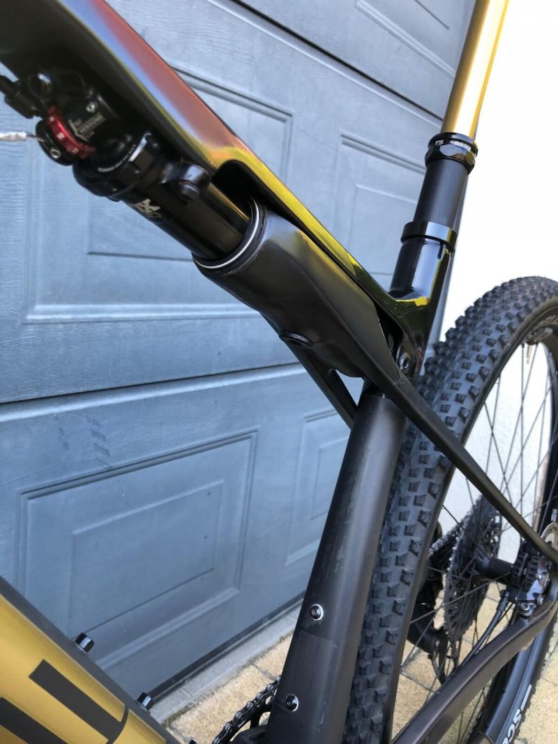 TREK SUPERCALIBER 9.8 AXS GOLD, vel. L