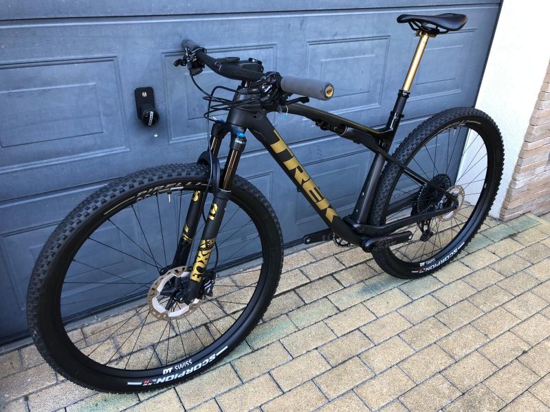 TREK SUPERCALIBER 9.8 AXS GOLD, vel. L