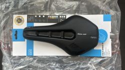 Sedlo PRO STEALTH OFFROAD SPORT 142mm