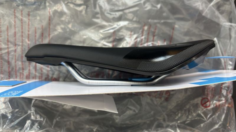 Sedlo PRO STEALTH OFFROAD SPORT 142mm