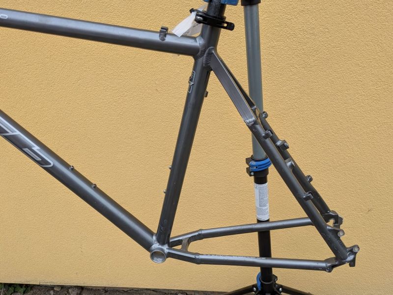 rám RB CR 1300 XXL