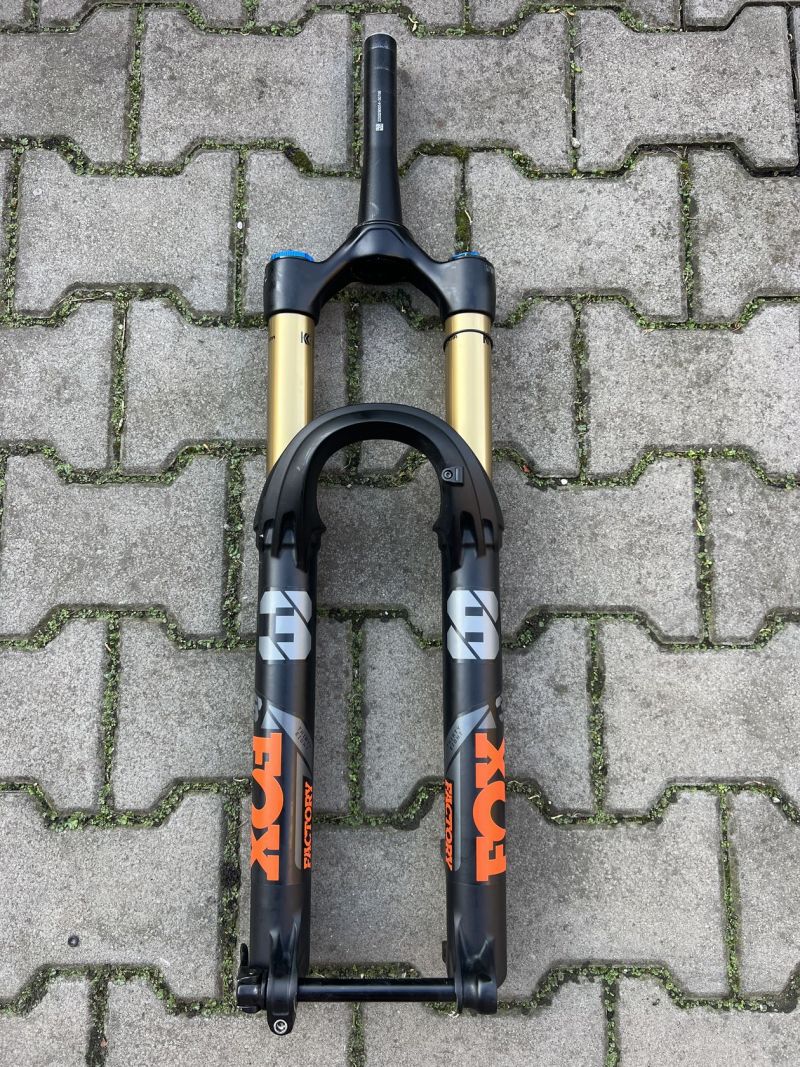 FOX 38 FLOAT Factory Grip2 29" Black - 160mm
