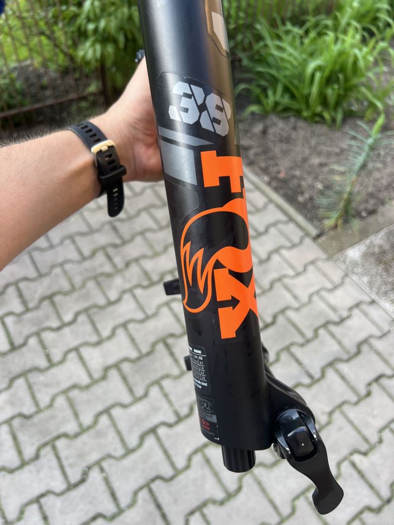 FOX 38 FLOAT Factory Grip2 29" Black - 160mm