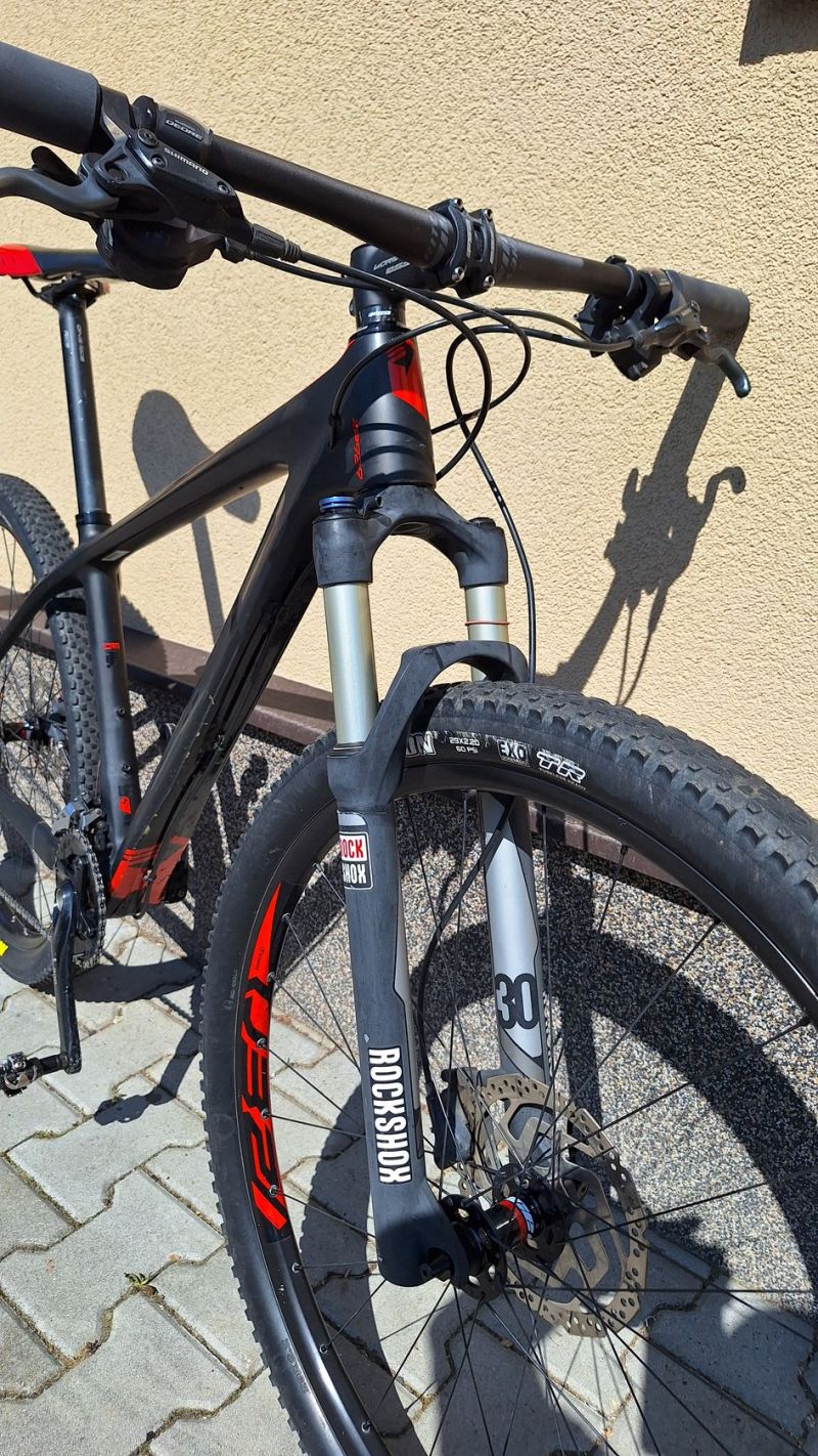 Superior XP 929 karbon