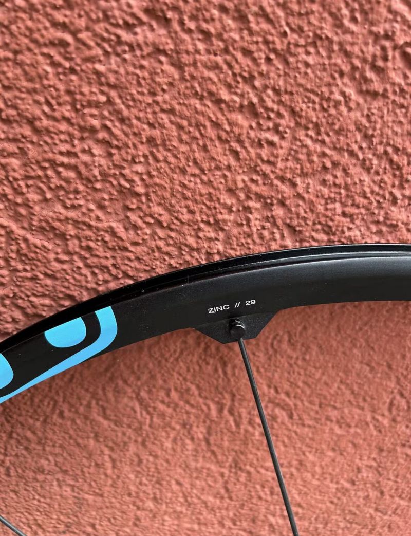 Crankbrothers Zinc 3 Gravel