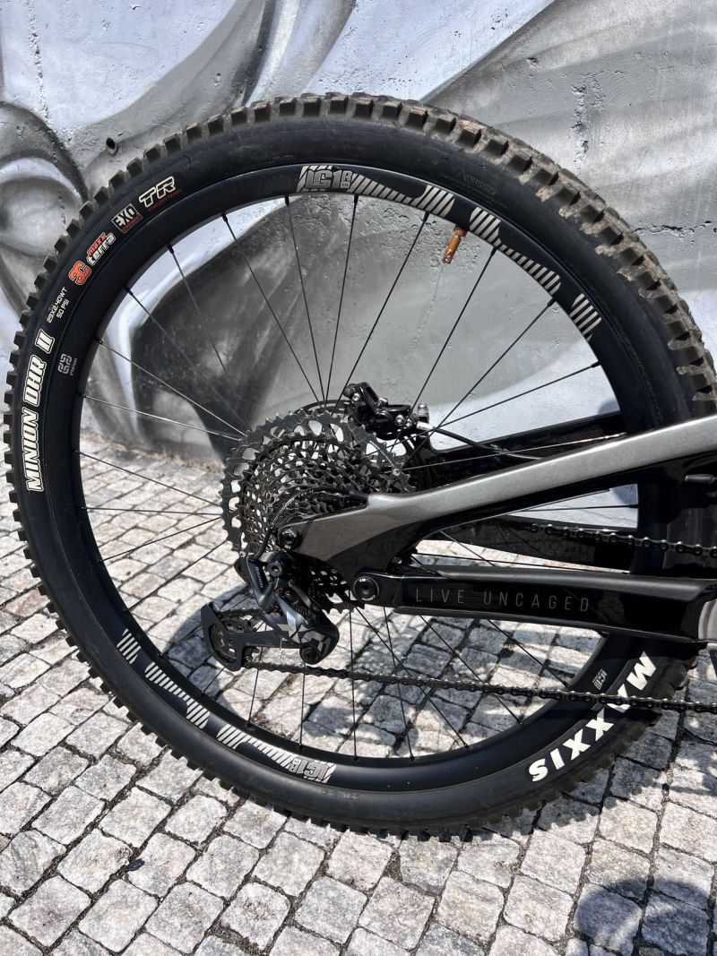YT CAPRA ELITE 29