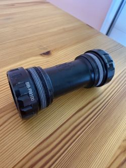 Středové složení SHIMANO DURA-ACE BB-R9100 misky pro 2díl. integr. kliku 68mm BSA