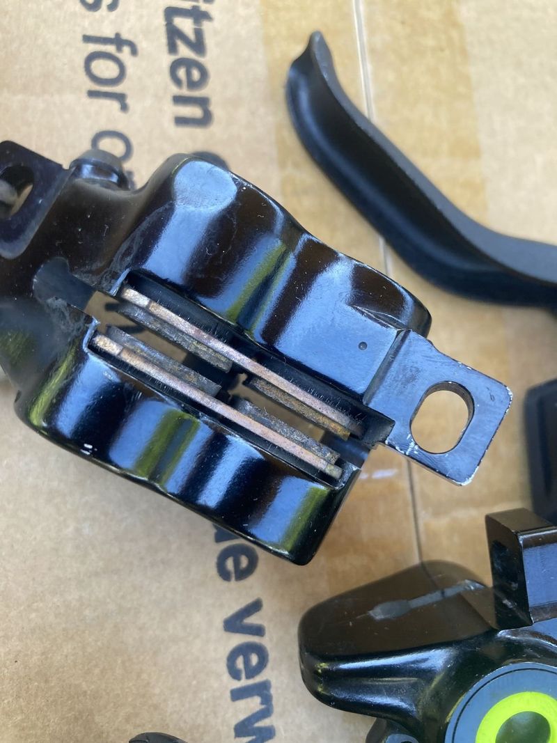 Magura Mt5 +oliva 