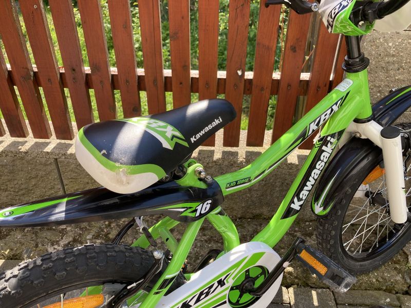 Dětské kolo Kawasaki 16” + kolečka