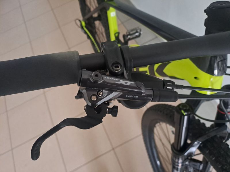 Trek procaliber 9.6 osazení XT,vidlice rock shox SID ultimate sl 