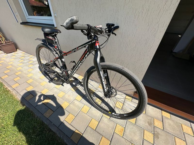 Prodám horské kolo, výborný stav po servisu 