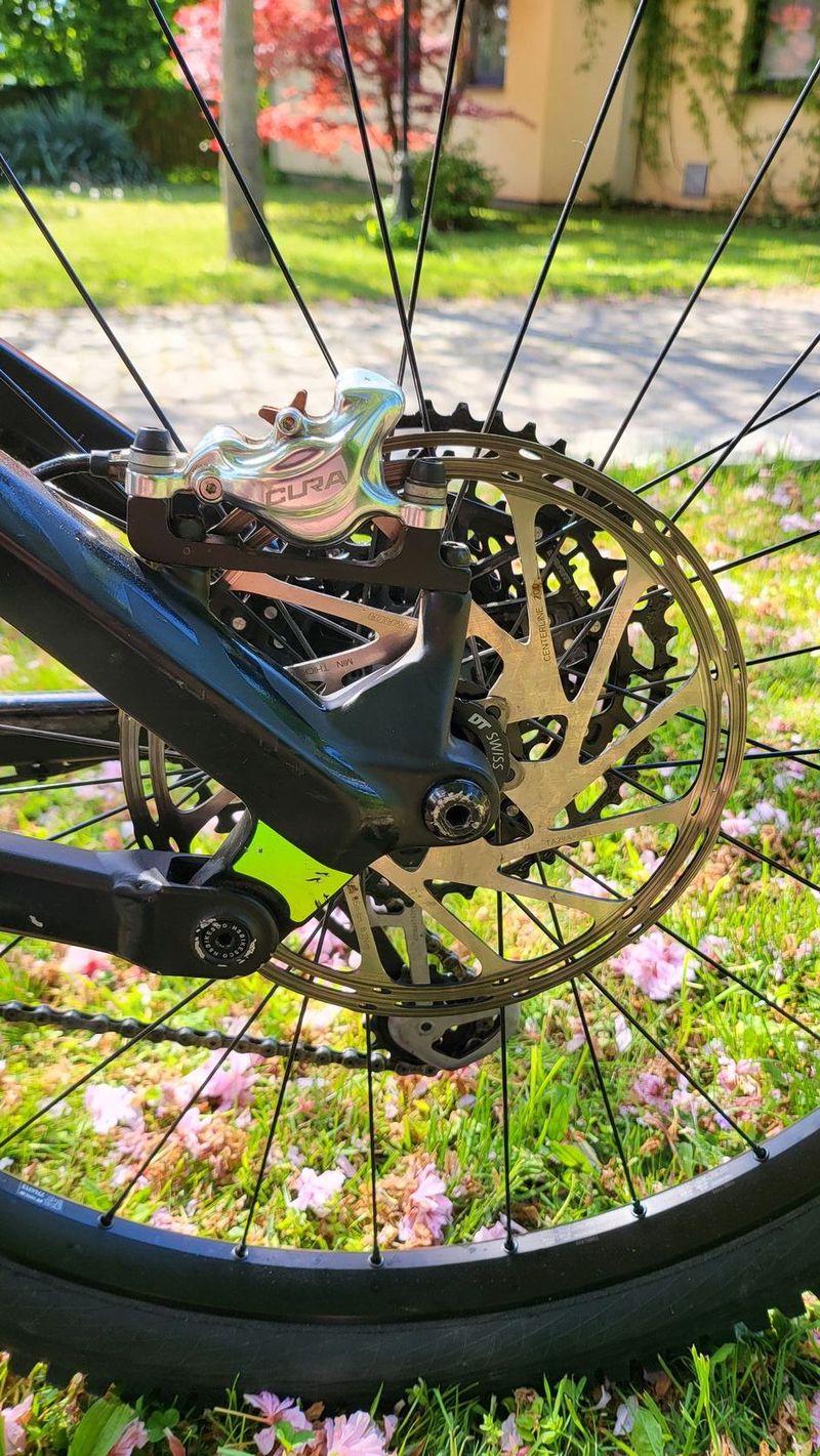 😱!NSbikes Snabb E2 Carbon!