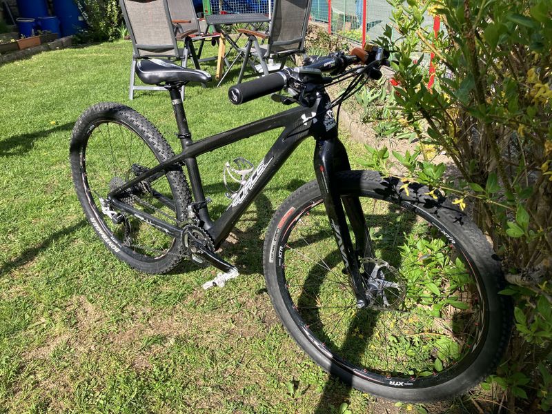 Lehké karbonové dětské kolo - XS (Force) od 130 cm