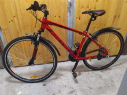 Červené kolo Kellys Cliff 10 2021, 17" (155-170 cm)