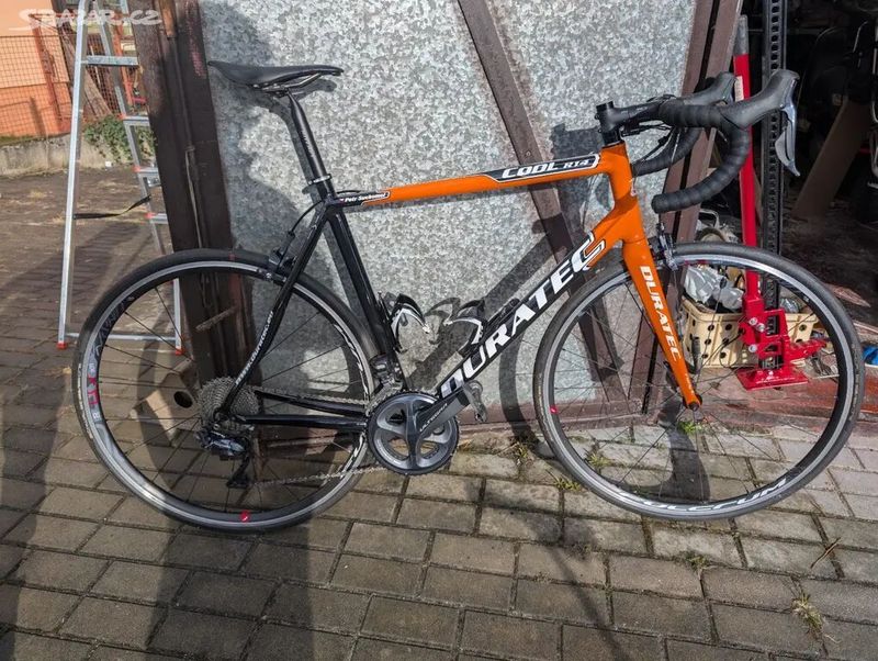 Silniční kolo Duratec Cool R14. Shimano Ultegra Di2