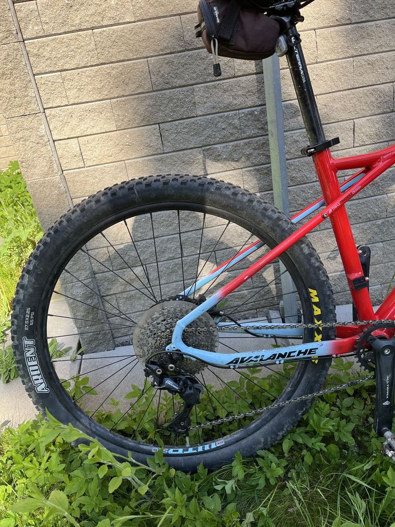 GT Avalanche 