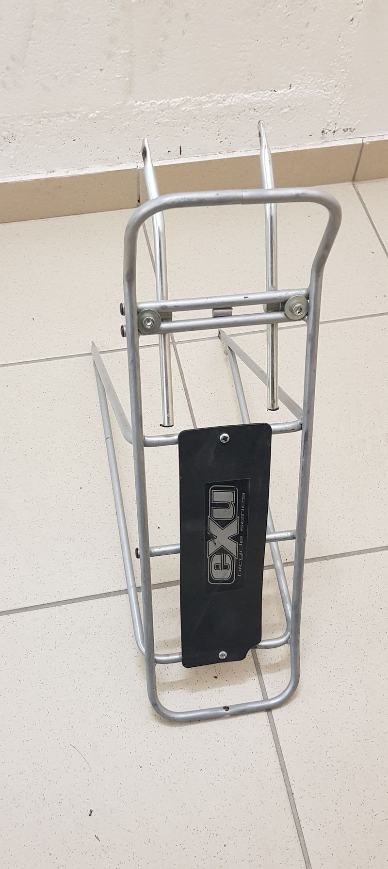 Prodám nosiče na kolo, kus 200,-