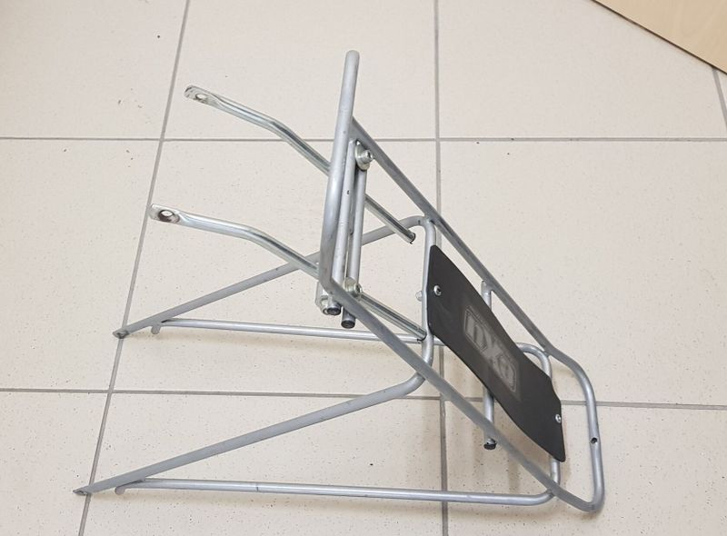 Prodám nosiče na kolo, kus 200,-