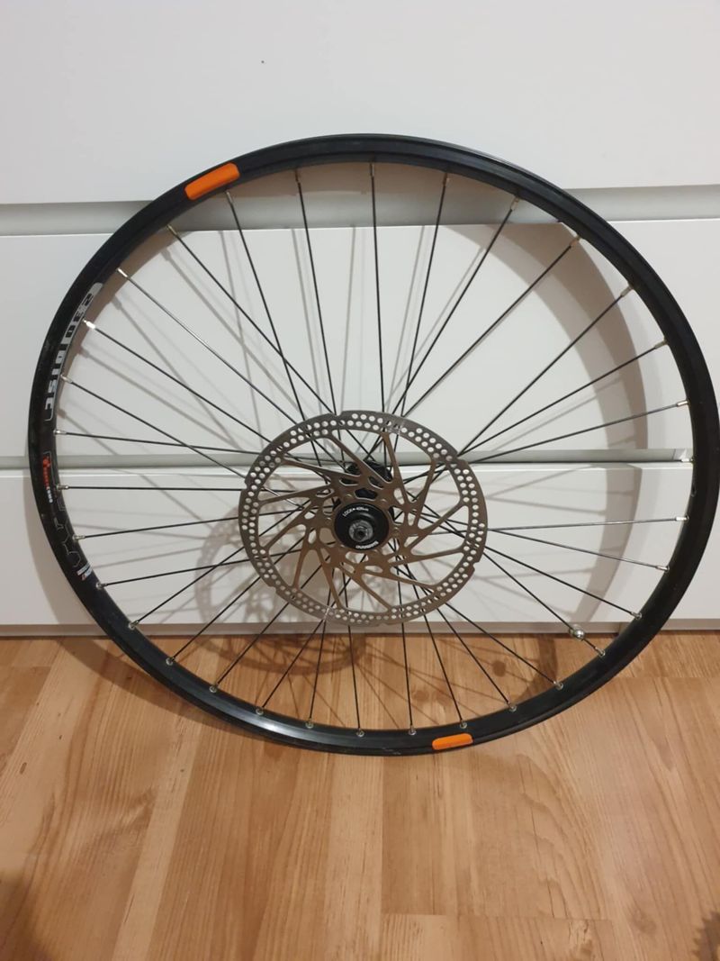 DT Swiss kola 26’