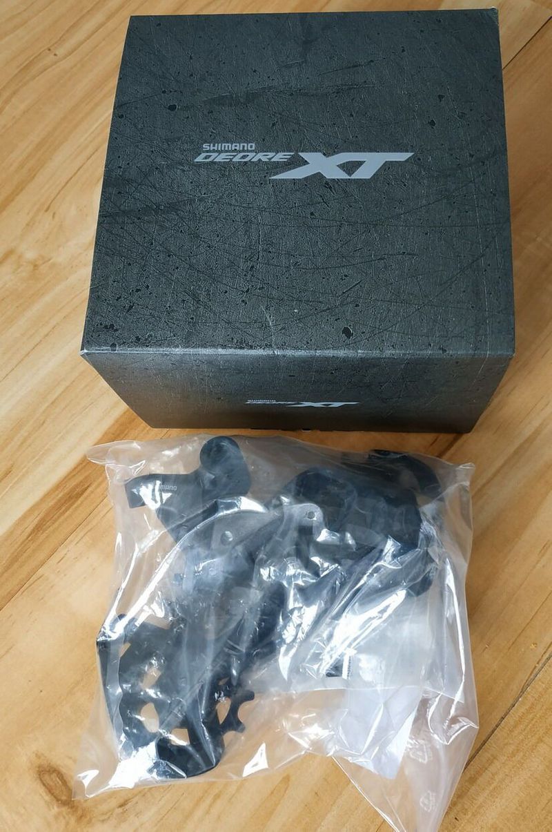 Přehazovačky Shimano XT 12s