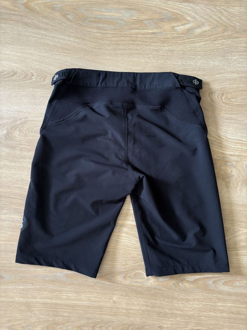 Kraťasy Loose Riders vel. 34