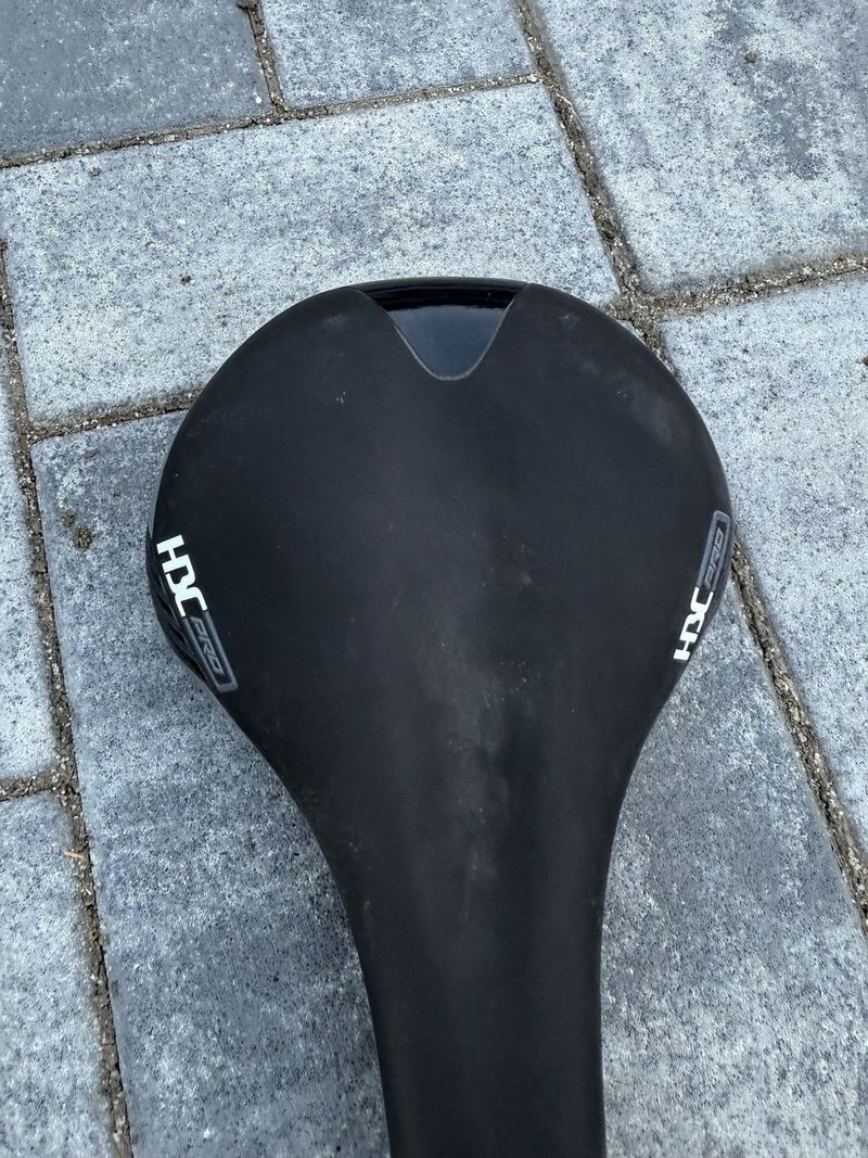 Sedlo HBC pro černé 