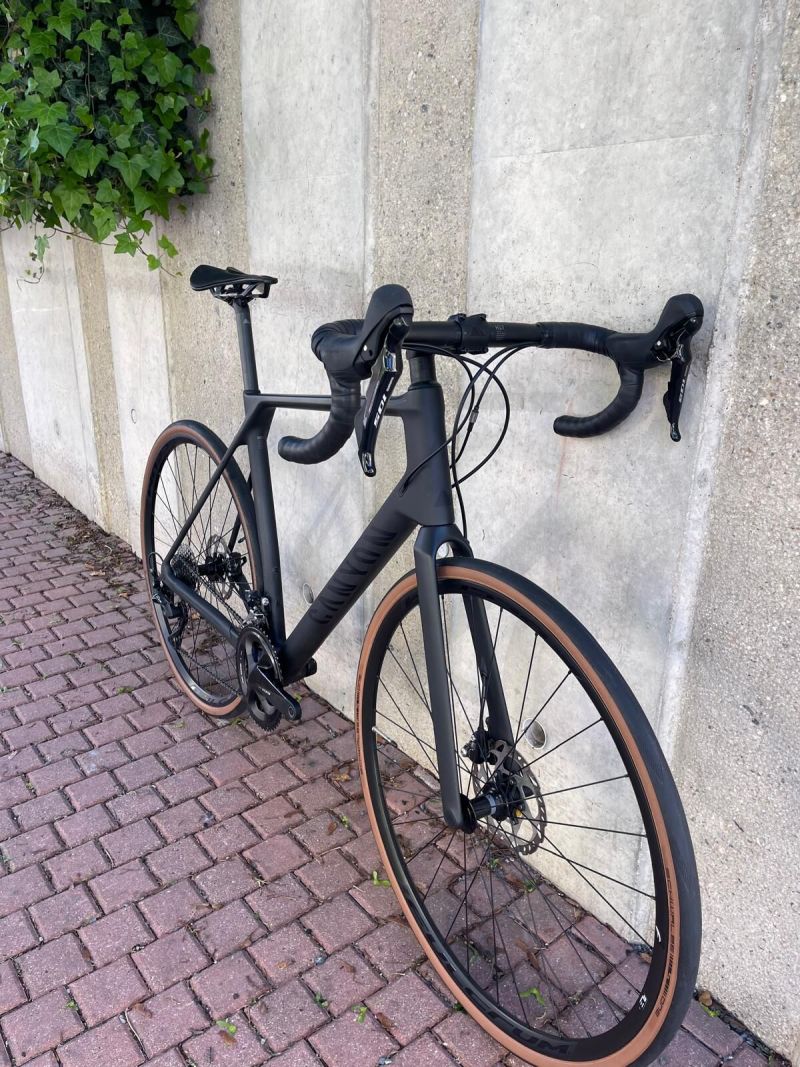 Canyon Endurace CF 7 2023 (L) 
