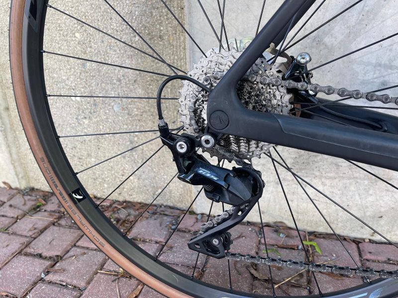 Canyon Endurace CF 7 2023 (L) 