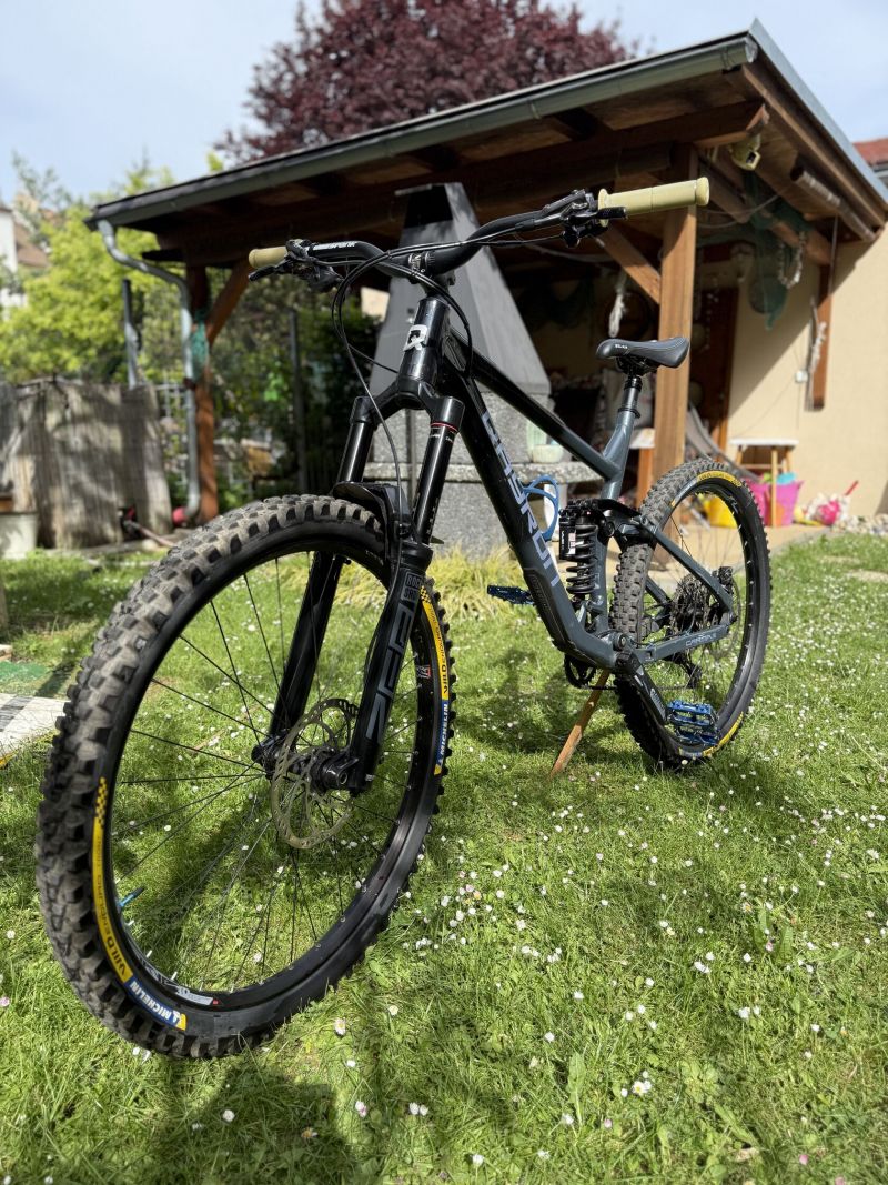 Qayron Carma MK II TR3 29" vel. XL | CUSTOM TRAIL / ENDURO | RockShox ZEB | Vivid | XT