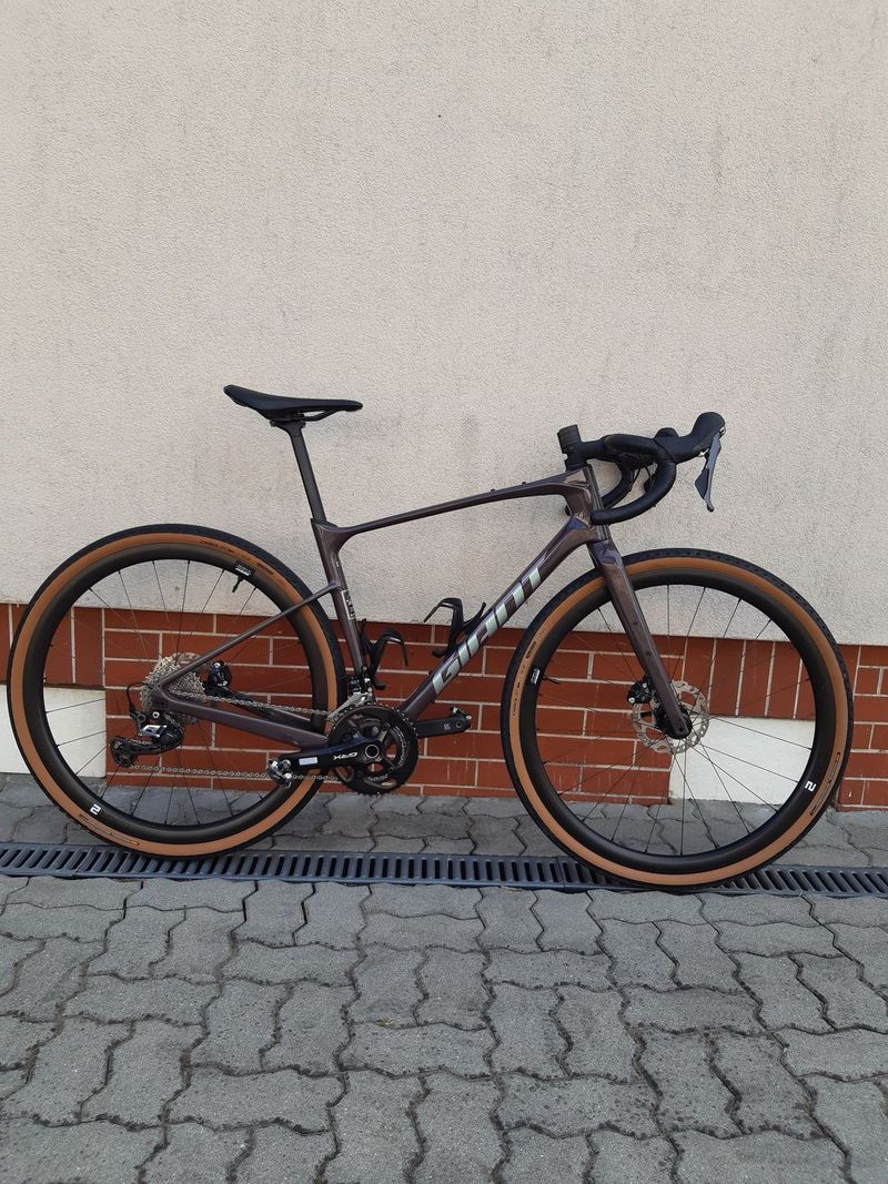Prodávám gravel Giant Revolt advanced 0