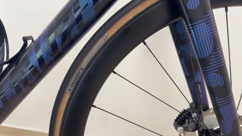 Specialized Tarmac SL6 Expert ultegra Di2/ Boty S-works 44