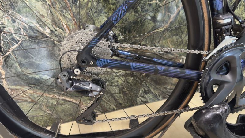 Specialized Tarmac SL6 Expert ultegra Di2/ Boty S-works 44