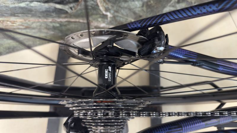 Specialized Tarmac SL6 Expert ultegra Di2/ Boty S-works 44